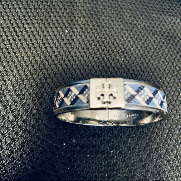 Tory Burch-1” Leather Inlay Hinge Bracelets in Blue/Green Tartan/ or Blue Tartan - Picture 3 of 9